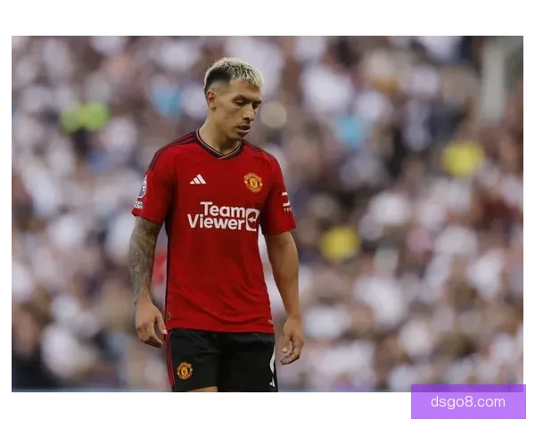 曼联训练基地为利马庆生动情发声称红魔是我第二个家特别时刻分享